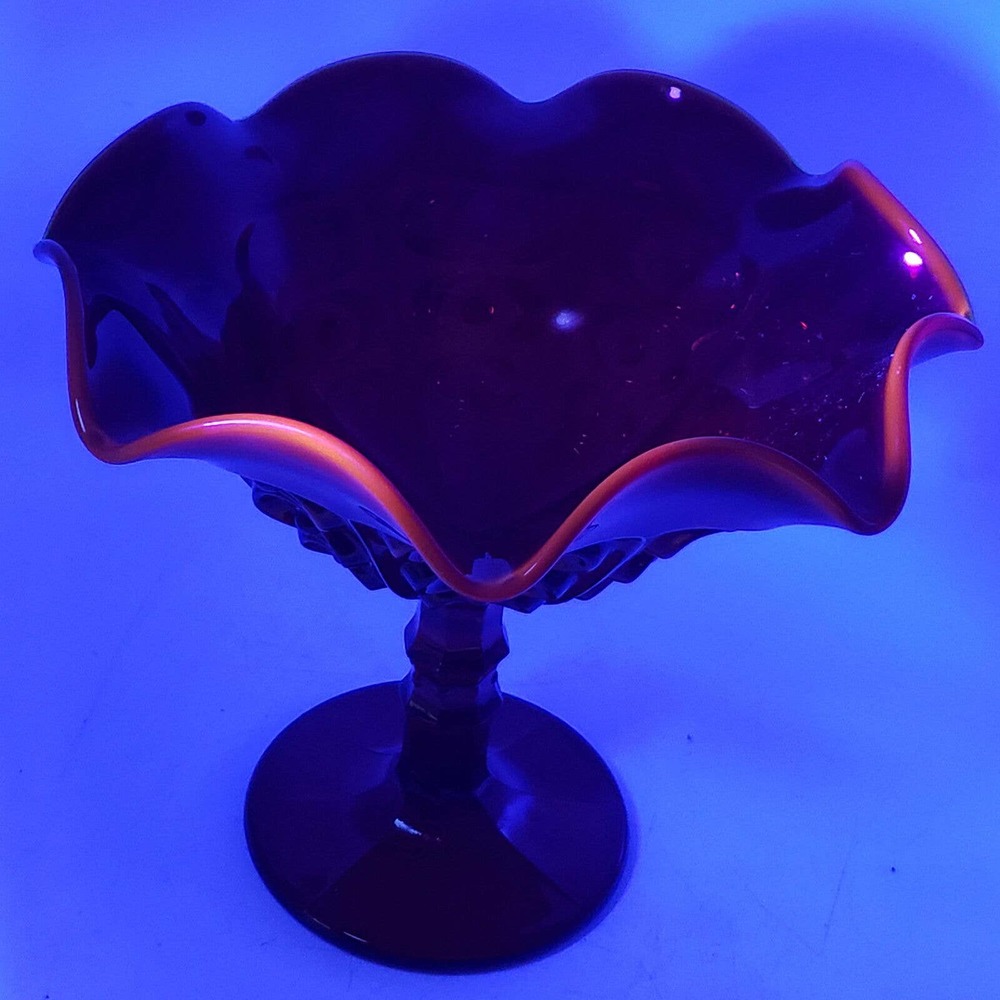 Vintage Viking Glass Bullseye Ruby Red Amberina Glowing edge footed Compote - Picture 2 of 4